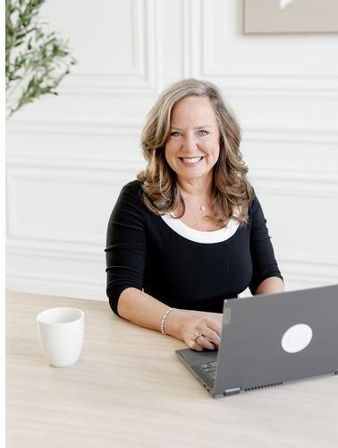 Susan MacKinnon